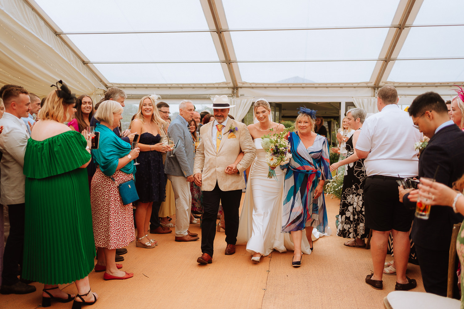 FAMILY HOME FARM WEDDING PHOTOGRAPHY LLANTWIT MAJOR 003 FAMILY HOME FARM WEDDING PHOTOGRAPHY LLANTWIT MAJOR 003